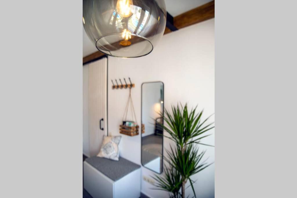 Beachfront Apartment Near Marbella Sitio de Calahonda Εξωτερικό φωτογραφία