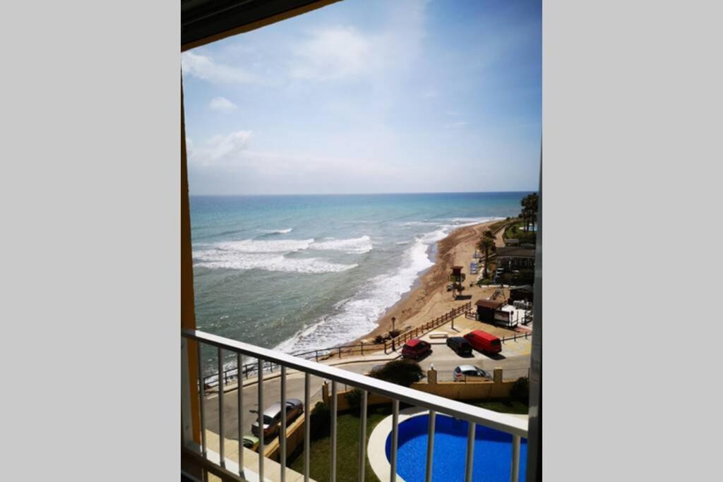 Beachfront Apartment Near Marbella Sitio de Calahonda Εξωτερικό φωτογραφία