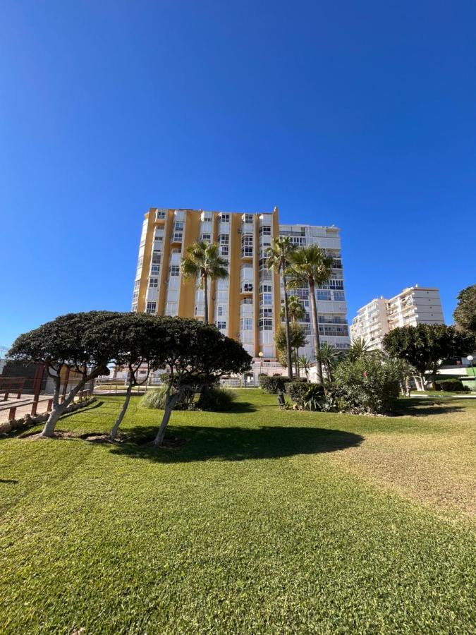 Beachfront Apartment Near Marbella Sitio de Calahonda Εξωτερικό φωτογραφία